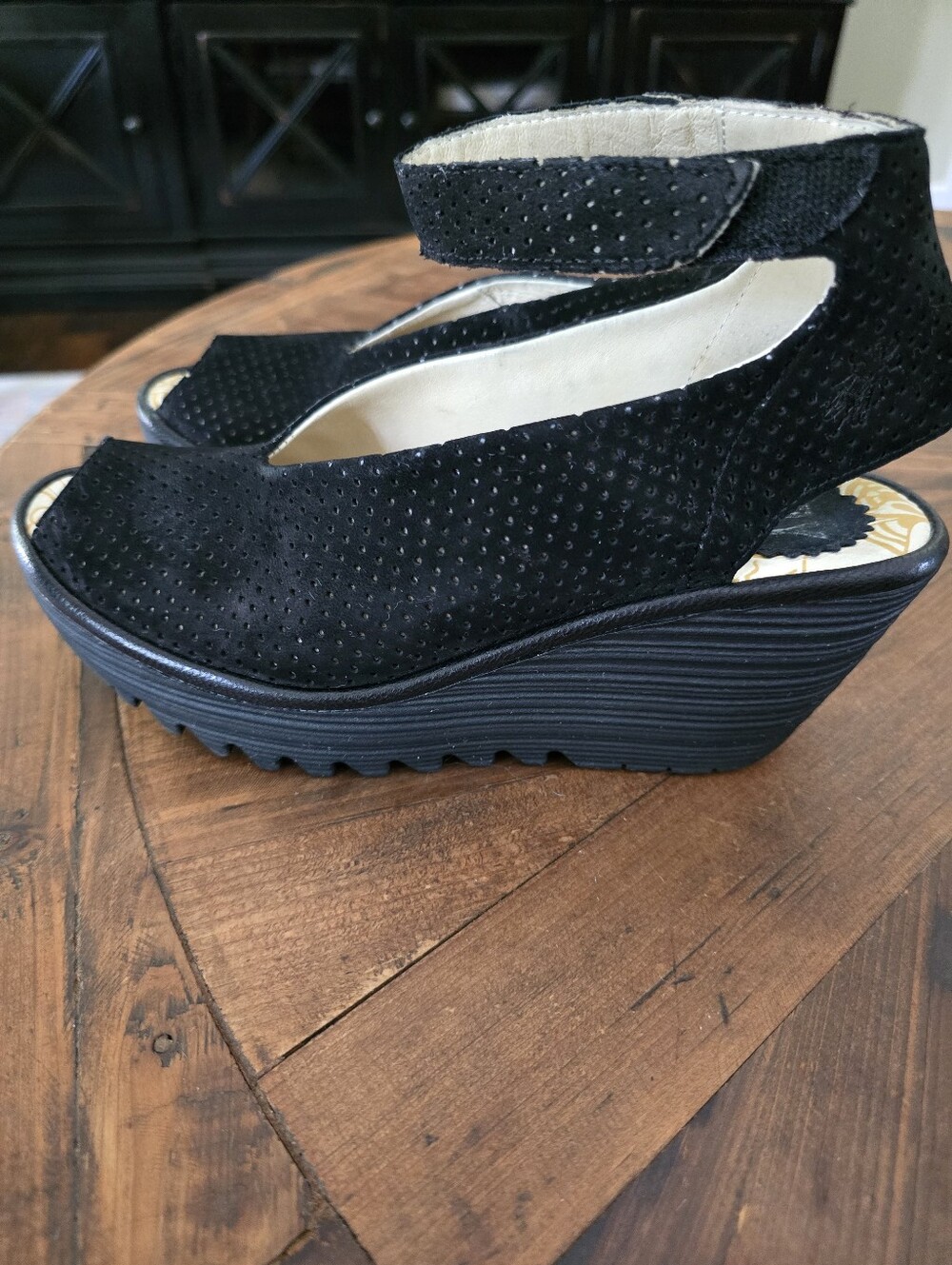 Fly London Yala Women’s Black Wedge